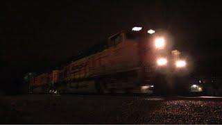 K5HLB at Night - BNSF 7607 East on the Staples Sub