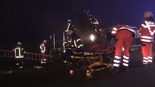 LKW bei Tecklenburg in den Graben gekippt - stundenlange Vollsperrung