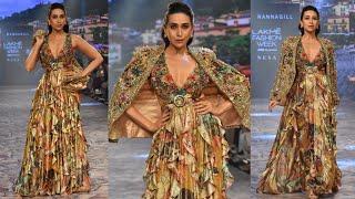 Karisma Kapoor on the Ramp at Lakme Fashion Week 