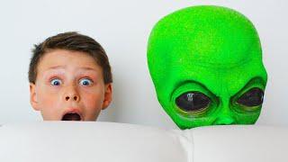 Green Friends UFO Aliens Dolls Toys + more Kids stories