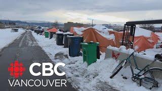 Kelowna, B.C., tent encampment residents prepare for cold snap