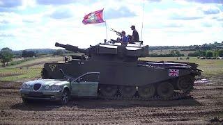 Tanks, Trucks and Firepower show 2016: Centurion Tank Car Crushing