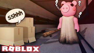 HIDING FROM PIGGY AS BOXES.. | Roblox