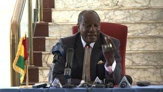 Guinean President Alpha Conde calls for "model election"