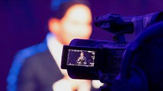 How should an emcee prepare for a gala event?