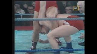 Count Bartelli vs Pete Roberts World of Sport 1970's Wrestling