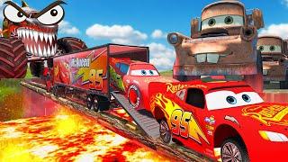 GIANT MONSTER SHARK VS LIGHTNING MCQUEEN AND TOW MATER