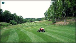 Is This The Greatest Backyard Lawn In America?? // Spud Run Golf Visit + Turfgrass Tours 2024