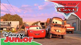 PIXAR CARS: en la carretera. La película | Disney Junior Oficial