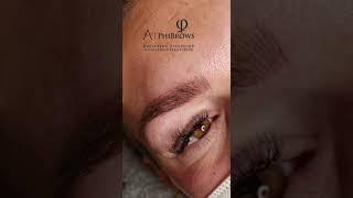 Microblading Phibrows Härchenzeichnung Augenbrauen