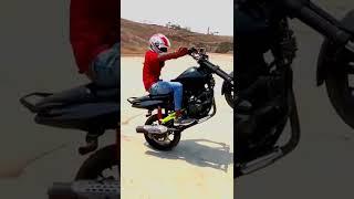 DESI RIDERS ️ BIKE STUNTS #shorts #ktm #youtubeshorts  New #status #stunt#bike_stunt