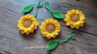 Very cute! How to crochet a sunflower hanging accessory | Crochet sunflower keychain | Bag charm