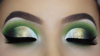 Glamorous Green Cut Crease Tutorial