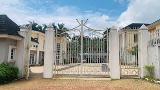 We visited the palace of Igwe Charles Ezeudogu,Charly Rolls Royce,Onwanetiliora of Ichida