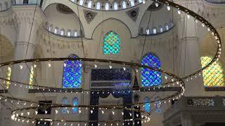 Büyük Çamlıca Camii'nin içi