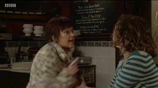 EastEnders - Jean Slater Vs Tracey (& Stacey Branning) (5th January 2009)