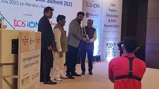 Knowledge Nation Law Centre - Awarded Rank 1 CLAT coaching in Delhi / NCR at Educational Summit.