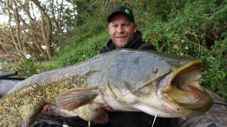 Fangrausch am unbekannten Fluss/Frankreich am Tag