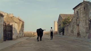 Christine and the Queens - La marcheuse (Clip officiel)