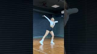 Jennie SOLO dance break THE SHOW | Moonkovers #jennie #solo #kpop