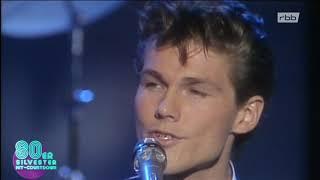 a-ha - Stay on These Roads (1988 live)