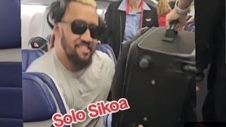 Off air footage of Nice guy Solo Sikoa breaking character to help on airplane - WWE RAW & SMACKDOWN