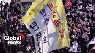 Rival protests grow outside South Korea's presidential residence as Yoon faces arrest