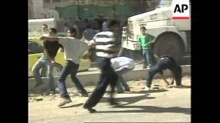 WEST BANK: VIOLENT PROTESTS AT HEBRON MUNICIPALITY (V)