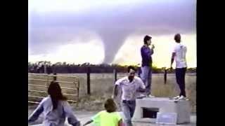 Grand Island, Nebraska Tornado 3-13-1990 ( Video 1 )