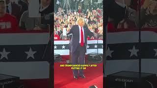 Didn’t anyone notice that the worker dozed off in front of Trump.#shorts #celebrity #trump
