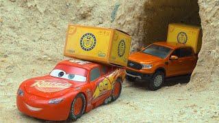 Disney pixar cars toys lightning mcqueen and truck in amazing cave