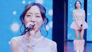 아이몬드 I:MOND 아현 A-hyeon FANCAM - Because It's Christmas @ 쌀기부콘서트 스카이아트홀 / 241203 / 8K60P