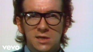 Elvis Costello & The Attractions - (I Don't Want To Go To) Chelsea