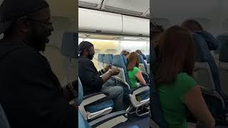 Tray table revenge / Cr: tommywindmagic #shorts