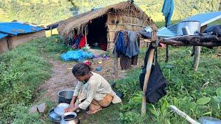 This is Himalayan Nepali village life|| Naturally And Beautiful Himalayan Activities village life