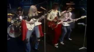 Johnny & then Edgar Winter - Jumping Jack Flash & Frankenstein