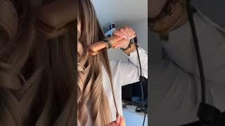 Vintage Hair Tutorial: How to Curl Your Hair with a Straightener for a Sleek and Chic Style!