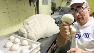 "Contemporary" pizza dough has no taste ! Gennaro shows us the true Neapolitan dough 