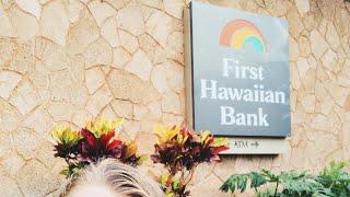 FIRST HAWAIIAN BANK LIHUE IS EMPTY AND TEXACO STATION THAT LADY YELLED AT ME! THEY NO MORE NOTHIN!