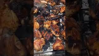 #chicken #bbqchicken #landwirtschaft #gastronomia #streetfood #farming #poulet #grilledchicken #fly