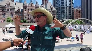 Chat w Bill Wood of Bill Wood and the Woodies about City Hall Live