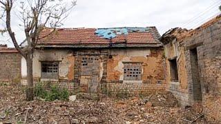 Two Brothers Spend 1000 USD Buy an Abandoned Stone House in the Mountain and Renovation it TIMELAPSE