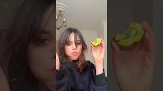 Jenna Ortega going crazy with #kiwi #whosexy