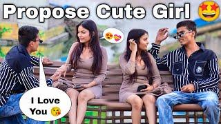 Proposing Prank On CuteFriend ️| Cute Girl Propse ️Me | Tiger Kirar Vlogs