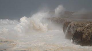 Cuando el mar se enfada: Olas Gigantes.