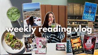 reading fantasy, beach day, junk journaling, coffee shop | WEEKLY VLOG