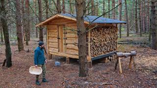 Log sink for a wooden cabin, Making a kitchen with hand tools, Rain and high winds