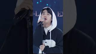 Panda Kyungsoo singing and dancing Growl #exo #kyungsoo #kpop #panda #pandakyungsoo