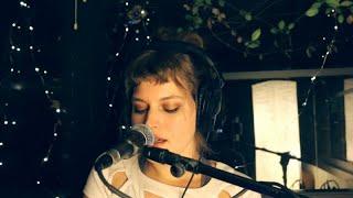 Zero 7 -  In the Waiting Line - (Live Looping cover) - Emily Frost