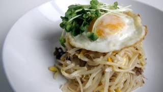 Soybean sprouts bibimbap (kongnamulbap: 콩나물밥)